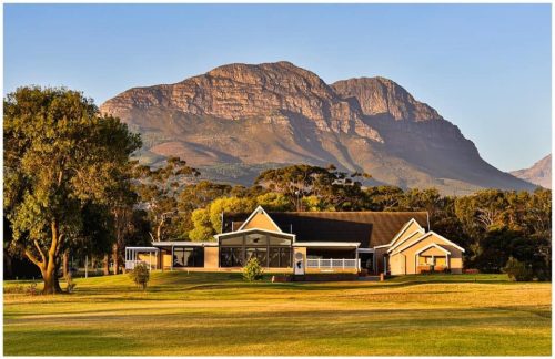 Stunning setting for Somerset West Golf Club, Western Cape, South Africa. Golf Planet Holidays
