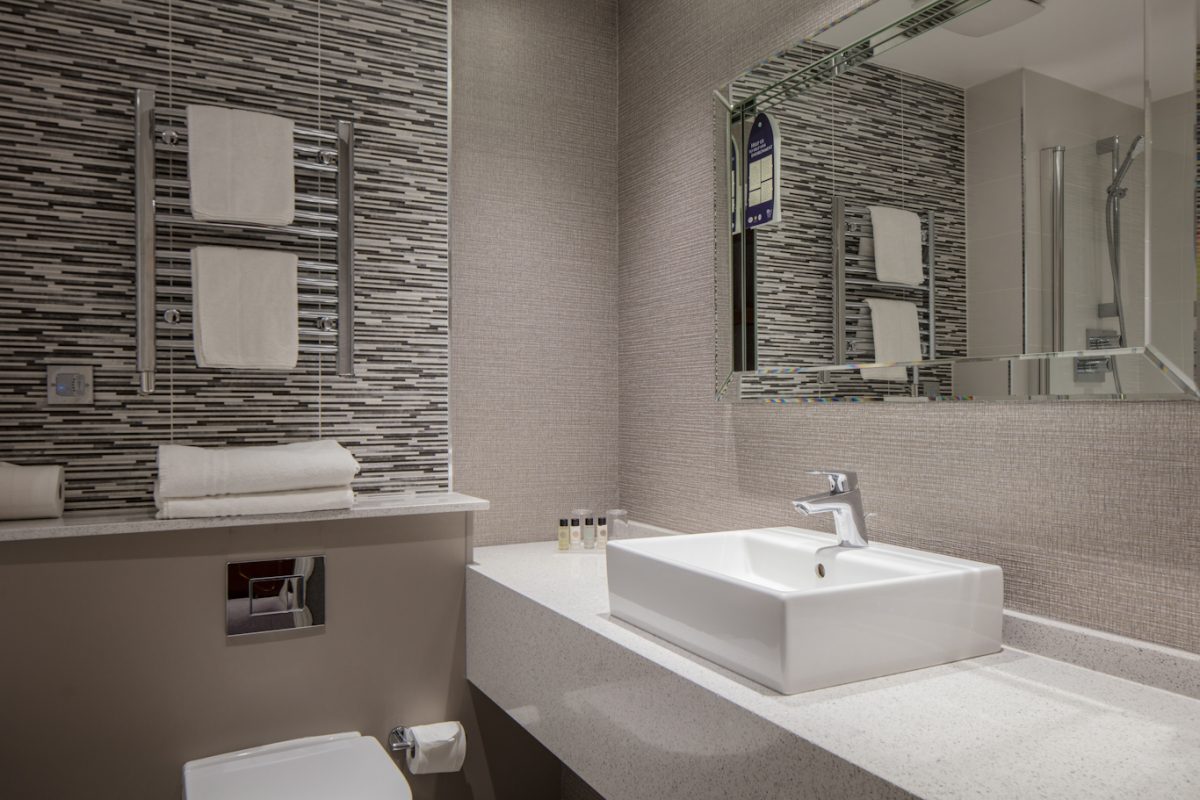 An ensuite bathroom at Dunston Hall Hotel Spa and Golf Resort, Norwich, England. Golf Planet Holidays.