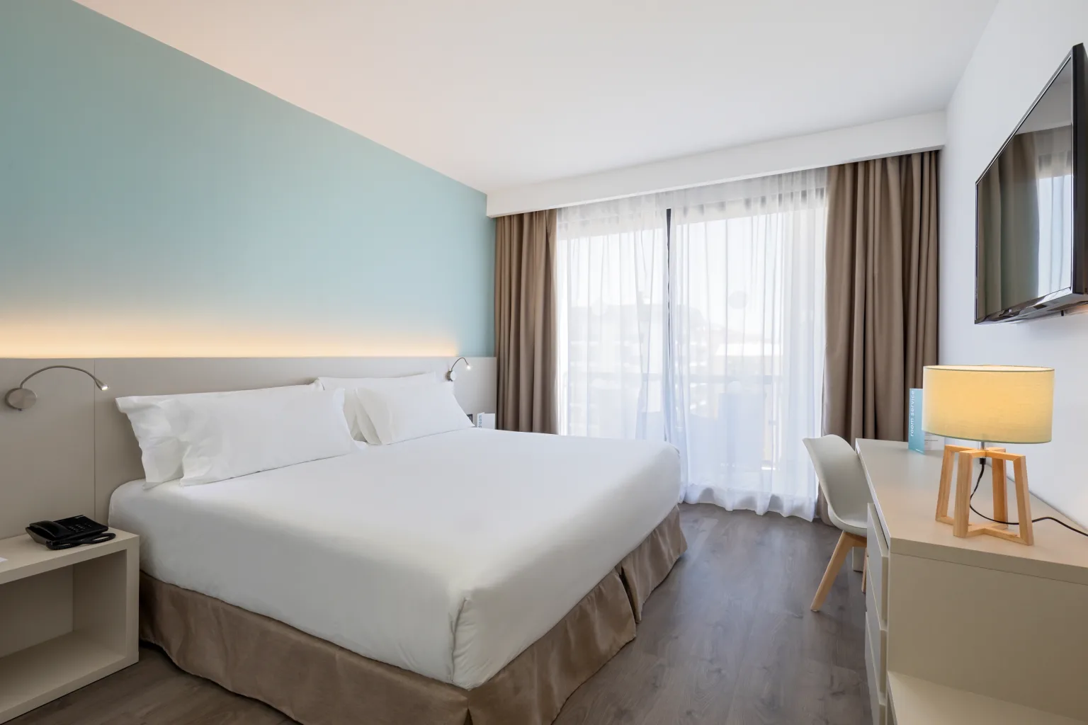 Double bedroom at Hotel Occidental, Fuengirola, Costa del Sol, Spain. Golf Planet Holidays.