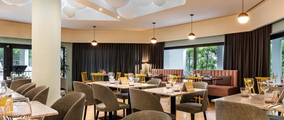 The restaurant at The Magnolia Hotel, Quinta do Lago, Algarve, Portugal. Golf Planet Holidays