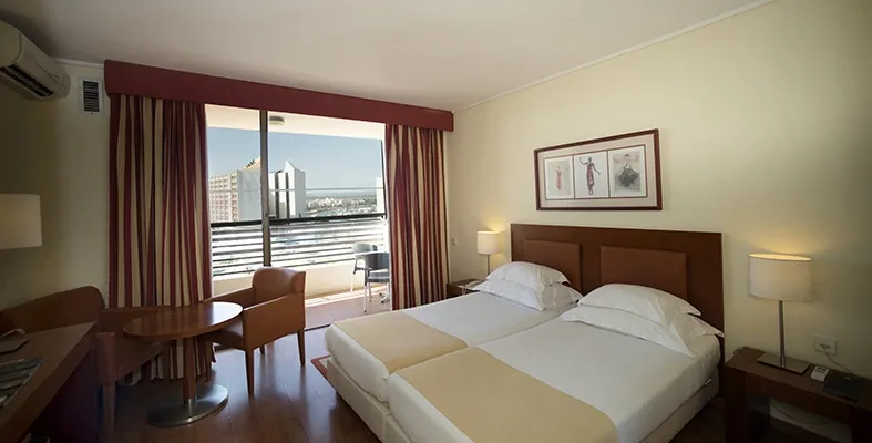 Twin bedroom at Vila Gale Ampalius, Vilamoura, Algarve, Portugal. Golf Planet Holidays.