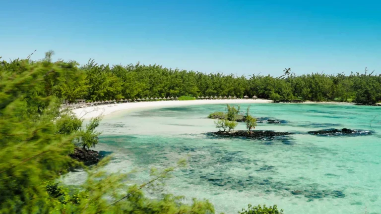 The Bay Club at Anahita