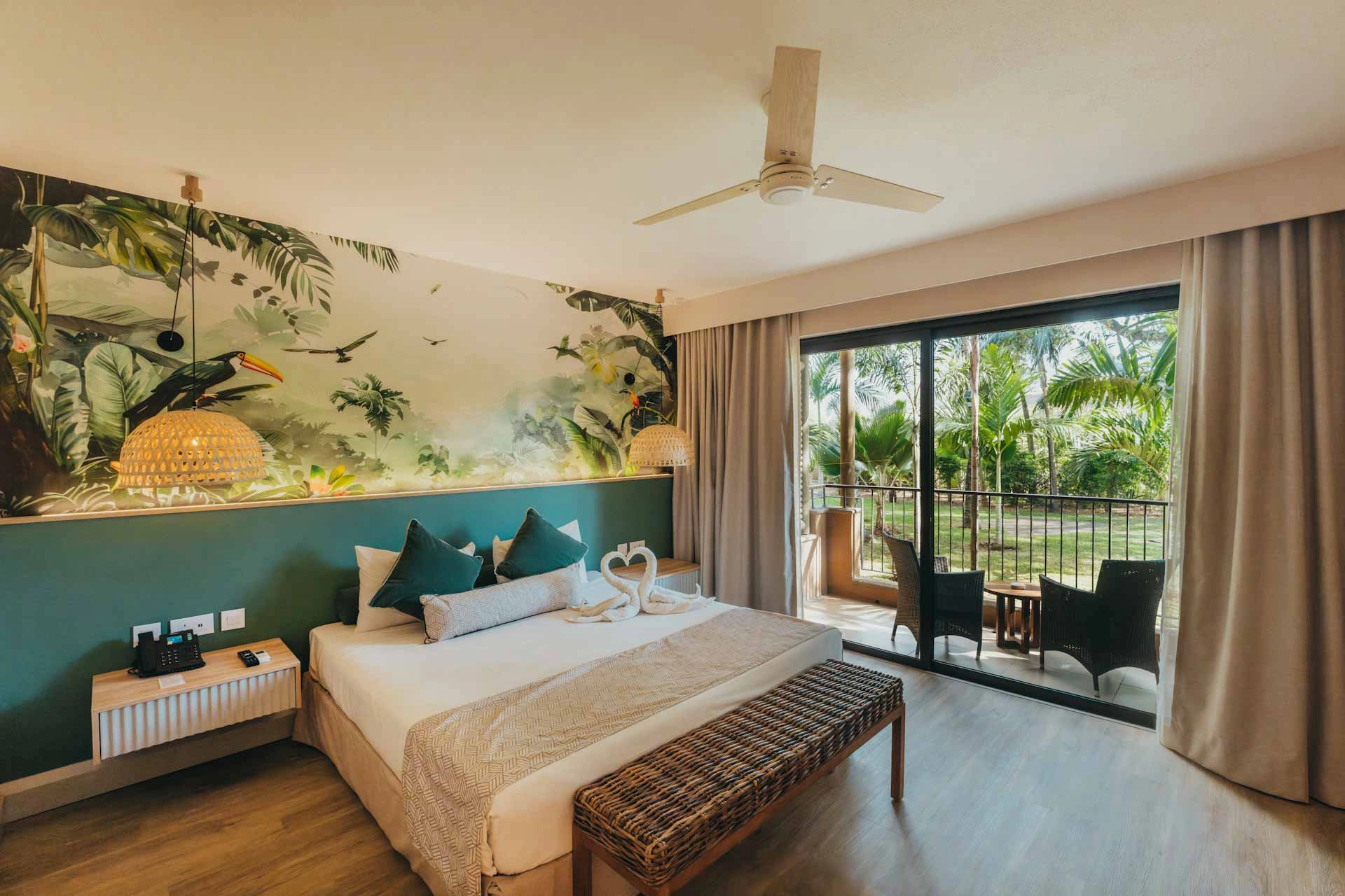 Tranquil rooms at Tamarina Golf and Spa Boutique Hotel, Mauritius. Golf Planet Holidays.