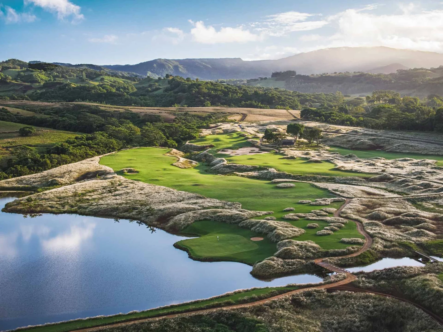 La Reserve golf course at the Heritage Golf and Spa Resort, Mauritius. Golf Planet Holidays.